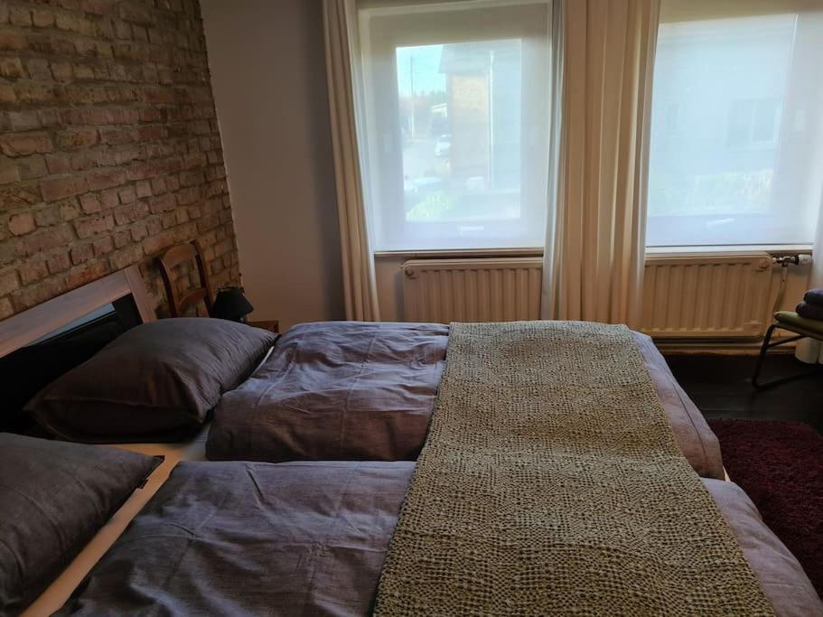 Haus Paesch Nahe See Mit Beheiztem Whirlpool/Sauna Butgenbach Luaran gambar